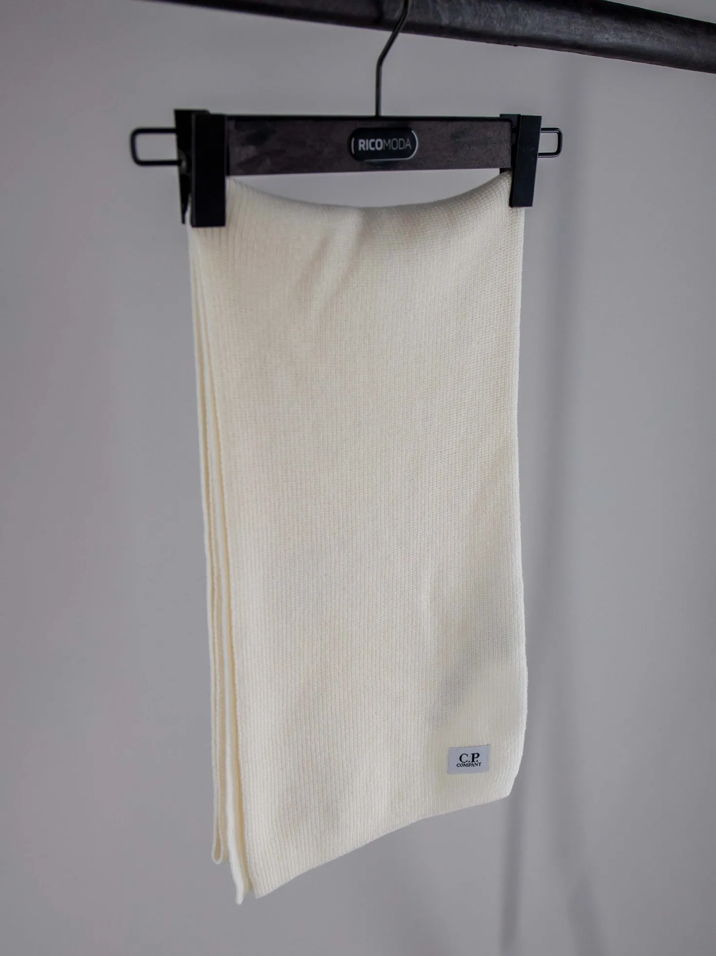 C.P. Company Sjaal Wit Extrafine Merino Wool