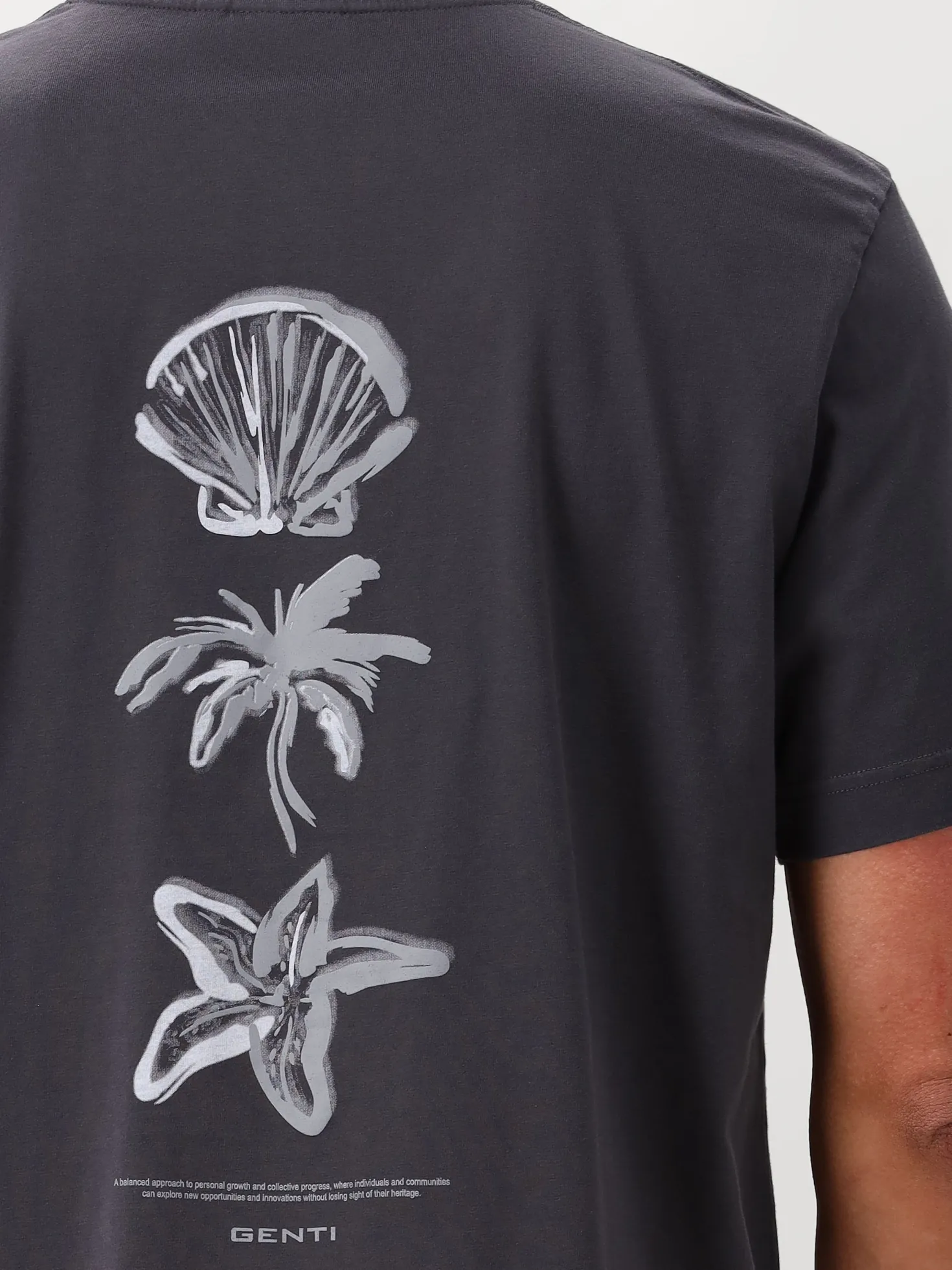 Genti T-shirt Grijs SS met Backprint
